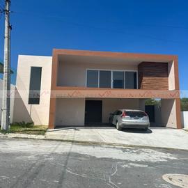 Foto de casa en venta en los encinos , los encinos, allende, nuevo león, 26864758 No. 01