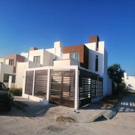 Foto de casa en venta en  , los prados, victoria, tamaulipas, 0 No. 01