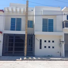 Foto de casa en venta en  , los robles, ciudad madero, tamaulipas, 0 No. 01