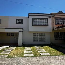 Foto de casa en venta en manzanos , las margaritas, morelia, michoacán de ocampo, 0 No. 01