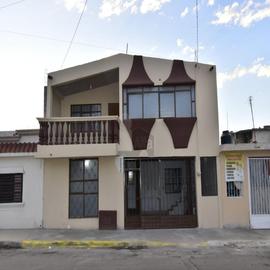 Foto de casa en venta en miguel hidalgo 351, bellavista, saltillo, coahuila de zaragoza, 0 No. 01