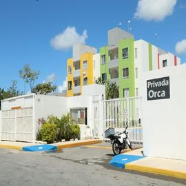 Foto de departamento en renta en  , misión las flores, solidaridad, quintana roo, 30109907 No. 01