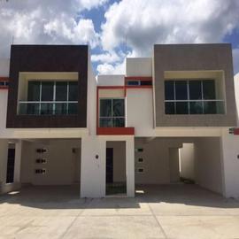 Foto de casa en venta en  , monte adentro, paraíso, tabasco, 6824981 No. 01