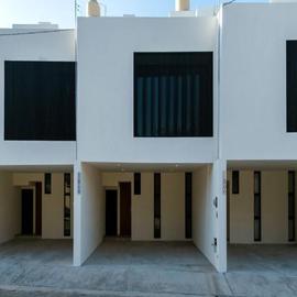 Foto de casa en venta en  , montes de ame, mérida, yucatán, 0 No. 01