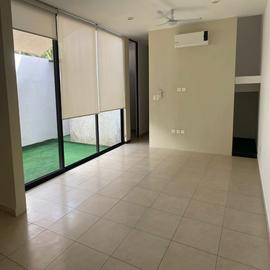 Foto de casa en renta en montes de ame , montes de ame, mérida, yucatán, 27996134 No. 01