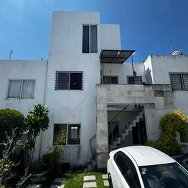 Foto de casa en venta en  , morelos 3ra sección, xochitepec, morelos, 0 No. 01