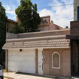 Foto de casa en venta en  , nuevo torreón, torreón, coahuila de zaragoza, 31324401 No. 01
