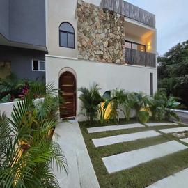 Foto de casa en venta en oceano , residencial regatta, puerto morelos, quintana roo, 30125103 No. 01