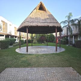 Foto de casa en renta en  , palmanova, solidaridad, quintana roo, 30989902 No. 01