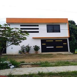 Foto de casa en venta en panteón jardín , lomas de sierra juárez 1a sección, san andrés huayápam, oaxaca, 0 No. 01