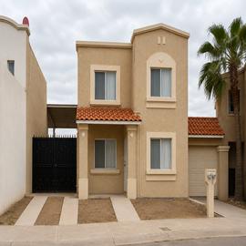Foto de casa en renta en  , parque industrial impulso habitacional, chihuahua, chihuahua, 0 No. 01