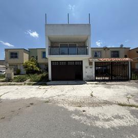 Foto de casa en venta en  , parque industrial toluca 2000, toluca, méxico, 0 No. 01