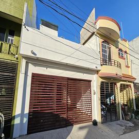Foto de casa en renta en  , parque tabasco, centro, tabasco, 30163980 No. 01