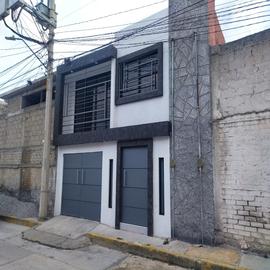 Foto de casa en venta en  , parques nacionales, toluca, méxico, 0 No. 01