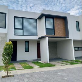 Foto de casa en venta en  , paseo arboleda, toluca, méxico, 0 No. 01