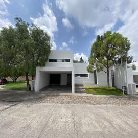 Foto de casa en renta en paseo de la presa , residencial campestre club de golf sur, aguascalientes, aguascalientes, 29505871 No. 01