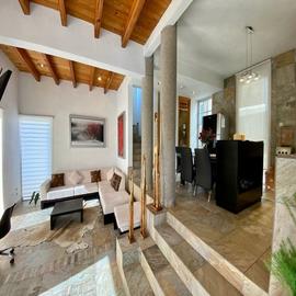 Foto de casa en renta en paseo de la presaguanajuatoguanajuat , paseo de la presa, guanajuato, guanajuato, 27698437 No. 01