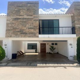 Foto de casa en venta en  , paseo de las arboledas, san luis potosí, san luis potosí, 0 No. 01