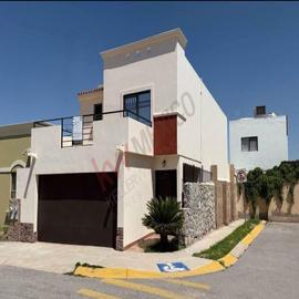 Foto de casa en renta en paseos de los encinos , fuentes del valle, juárez, chihuahua, 0 No. 01