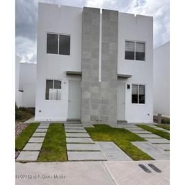 Foto de casa en venta en  , paseos del marques ii, el marqués, querétaro, 0 No. 01