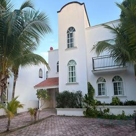 Foto de casa en renta en  , playa car fase ii, solidaridad, quintana roo, 0 No. 01
