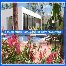 Foto de casa en venta en  , playa del carmen centro, solidaridad, quintana roo, 30548693 No. 01