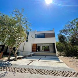 Foto de casa en venta en  , playa del carmen, solidaridad, quintana roo, 0 No. 01