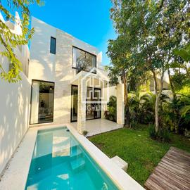 Foto de casa en venta en  , playa del carmen, solidaridad, quintana roo, 30334355 No. 01