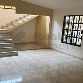 Foto de casa en renta en  , plutarco elias calles cura hueso, centro, tabasco, 0 No. 01