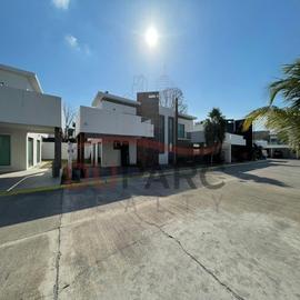 Foto de casa en renta en principal , canterías, carmen, campeche, 29710335 No. 01