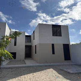 Foto de casa en venta en  , progreso de castro centro, progreso, yucatán, 30525910 No. 01