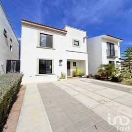 Foto de casa en venta en prolongación constituyentes oriente , provenza residencial, el marqués, querétaro, 0 No. 01
