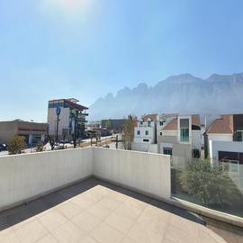 Valor promedio de casas, renta, Puerta de Hierro Cumbres, Monterrey, Nuevo  León