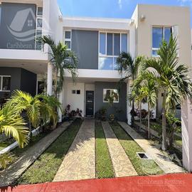Foto de casa en renta en  , puerto morelos, benito juárez, quintana roo, 0 No. 01