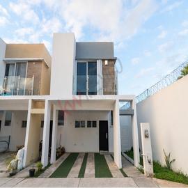 Foto de casa en venta en punta amatista , quetzales (supermanzana 523), benito juárez, quintana roo, 0 No. 01