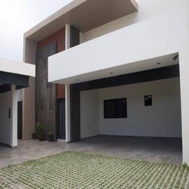 Foto de casa en venta en punta del este , héroes de nacozari, carmen, campeche, 22961454 No. 01