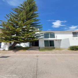 Foto de casa en renta en quinta real , quinta real, irapuato, guanajuato, 0 No. 01