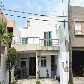 Foto de casa en venta en real de valencia 123, los reales, saltillo, coahuila de zaragoza, 27750403 No. 01