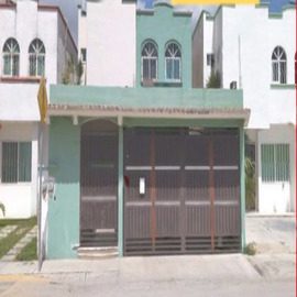 Foto de casa en venta en  , región 519, benito juárez, quintana roo, 0 No. 01