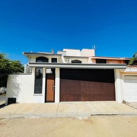 Foto de casa en venta en  , república mexicana, culiacán, sinaloa, 0 No. 01