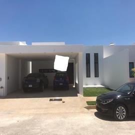 Foto de casa en venta en  , residencial campestre, valladolid, yucatán, 0 No. 01