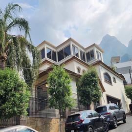 Foto de casa en venta en  , residencial cumbres, monterrey, nuevo león, 0 No. 01