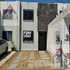 Foto de casa en renta en  , residencial hacienda viñedos, león, guanajuato, 0 No. 01