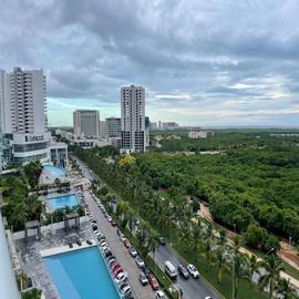 Foto de departamento en venta en  , residencial la cascada, benito juárez, quintana roo, 29298758 No. 01