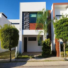 Foto de casa en renta en  , residencial punta del este, león, guanajuato, 0 No. 01