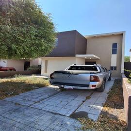 Foto de casa en venta en  , residencial santa regina, victoria, tamaulipas, 31040410 No. 01