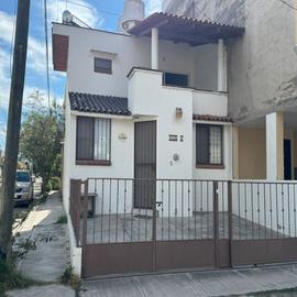 Foto de casa en renta en  , ribera del pilar, chapala, jalisco, 0 No. 01
