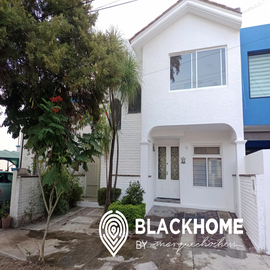 Foto de departamento en venta en  , rinconadas del sol, tlajomulco de zúñiga, jalisco, 27776273 No. 01