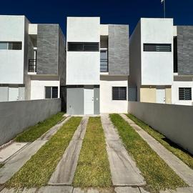 Foto de casa en renta en  , romanzza, chihuahua, chihuahua, 0 No. 01