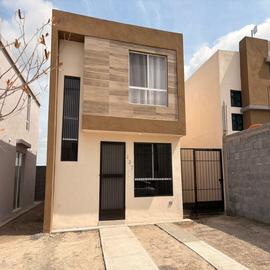 Foto de casa en renta en  , salinas victoria, salinas victoria, nuevo león, 31271476 No. 01